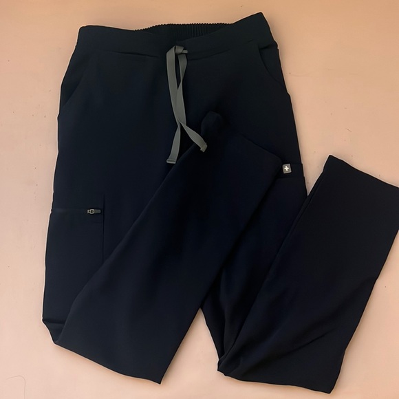 Figs Yola Navy Pants in XXS - Picture 4 of 7